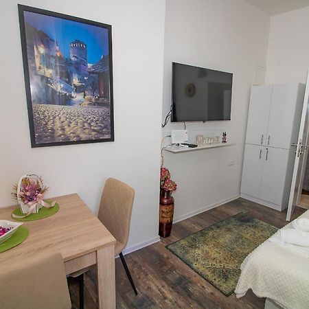 Apartman Sarah موستار المظهر الخارجي الصورة